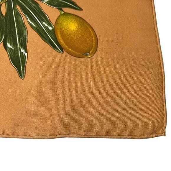 HERMES Cream Silk Scarf - Picture 6 of 6